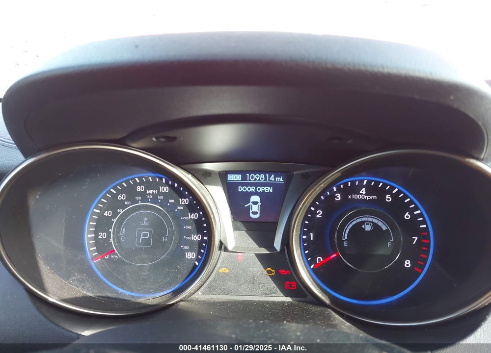 2015 HYUNDAI GENESIS VIN: KMHHU6KJXFU127089