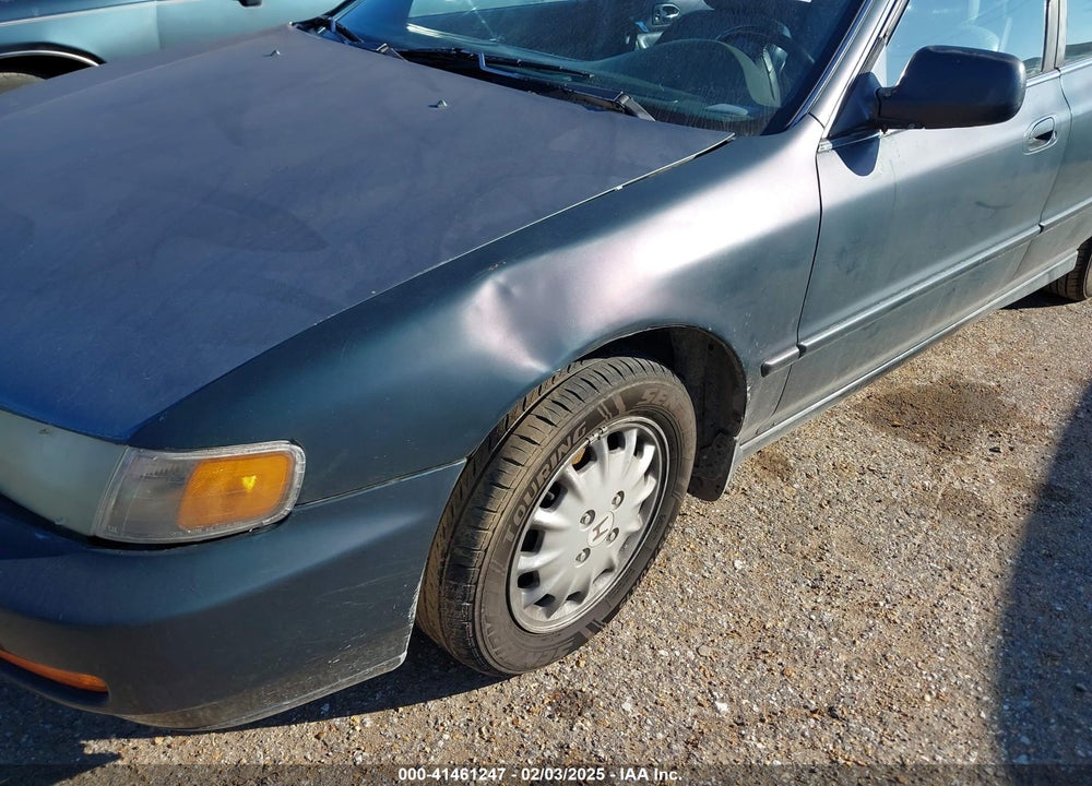 1996 HONDA ACCORD EX VIN: 1HGCD566XTA251134