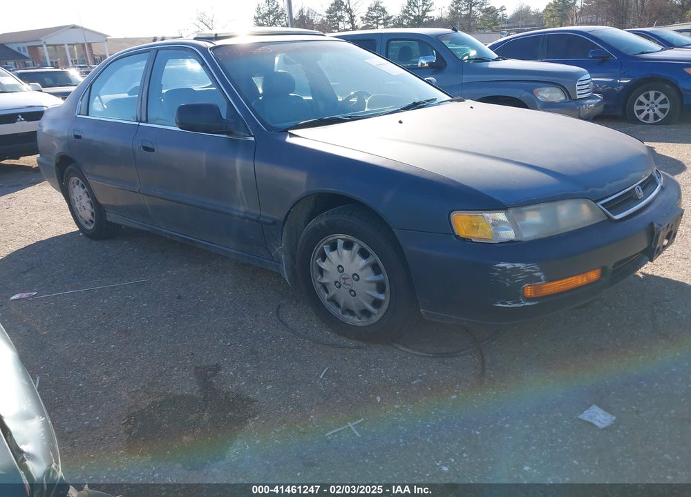 1996 HONDA ACCORD EX VIN: 1HGCD566XTA251134
