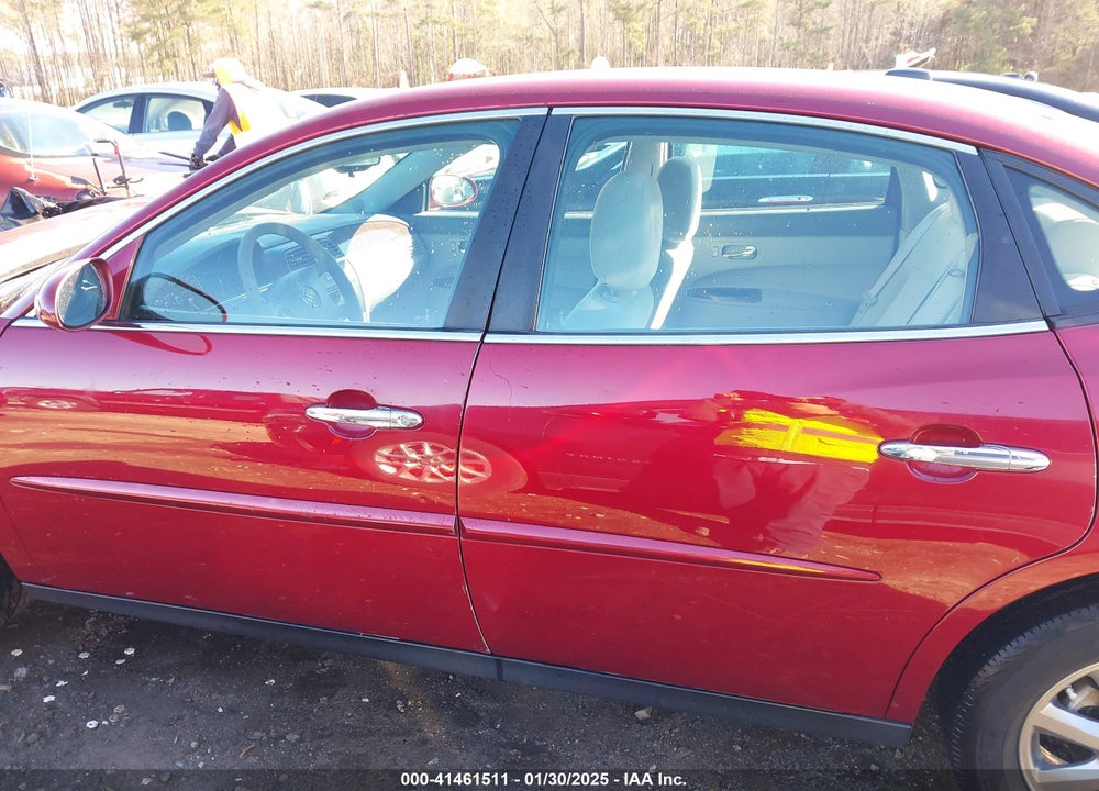 2007 BUICK LACROSSE CX VIN: 2G4WC582571243589