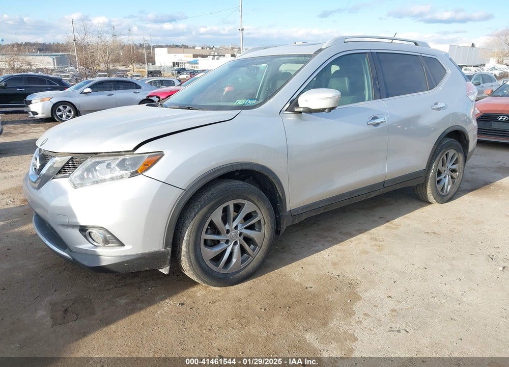 2015 NISSAN ROGUE SL VIN: 5N1AT2MV2FC909924