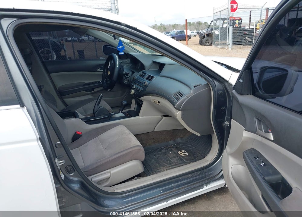 2008 HONDA ACCORD VIN: 1HGCP26408A165603