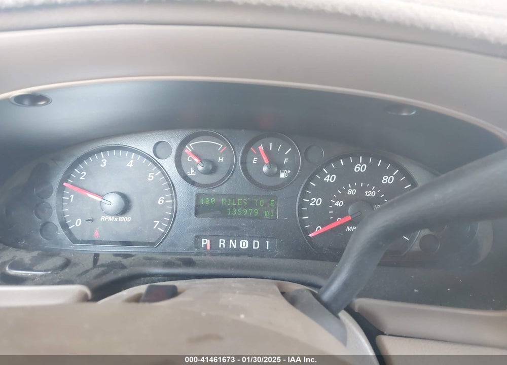 2005 FORD TAURUS SE VIN: 1FAFP53285A200647