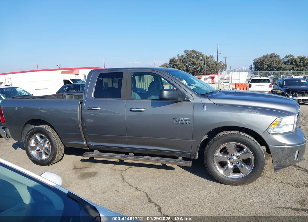 2013 RAM 1500 VIN: 1C6RR6GT1DS694070