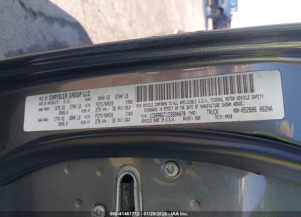 2013 RAM 1500 VIN: 1C6RR6GT1DS694070