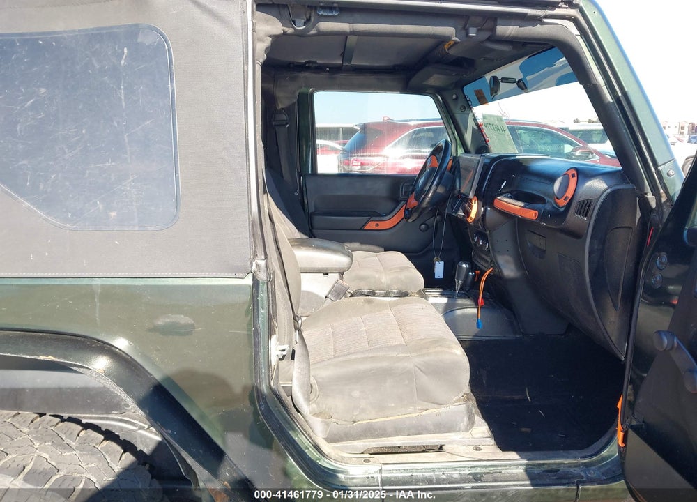 2011 JEEP WRANGLER / VIN: 1J4GA2D19BL564770