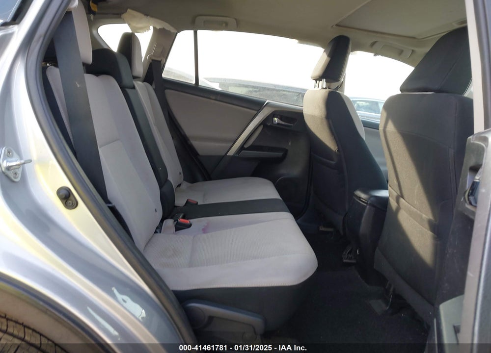 2016 TOYOTA RAV4 XLE VIN: 2T3WFREV3GW298809
