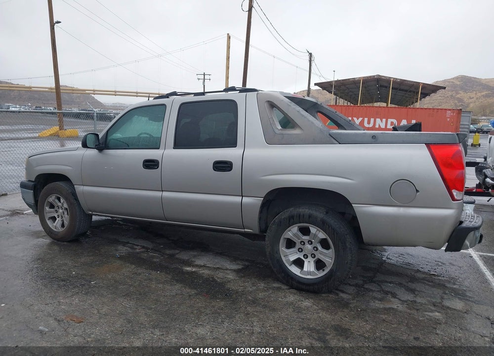 2005 CHEVROLET AVALANCHE 1500 LS VIN: 3GNEC12Z05G163675