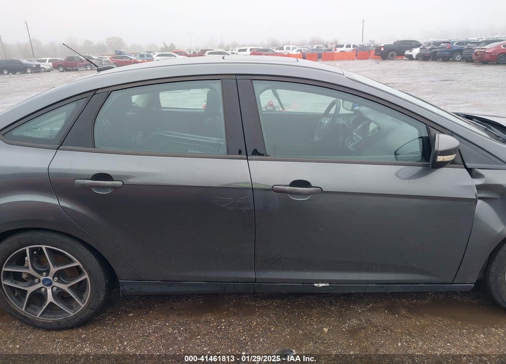 2017 FORD FOCUS VIN: 1FADP3H24HL303223