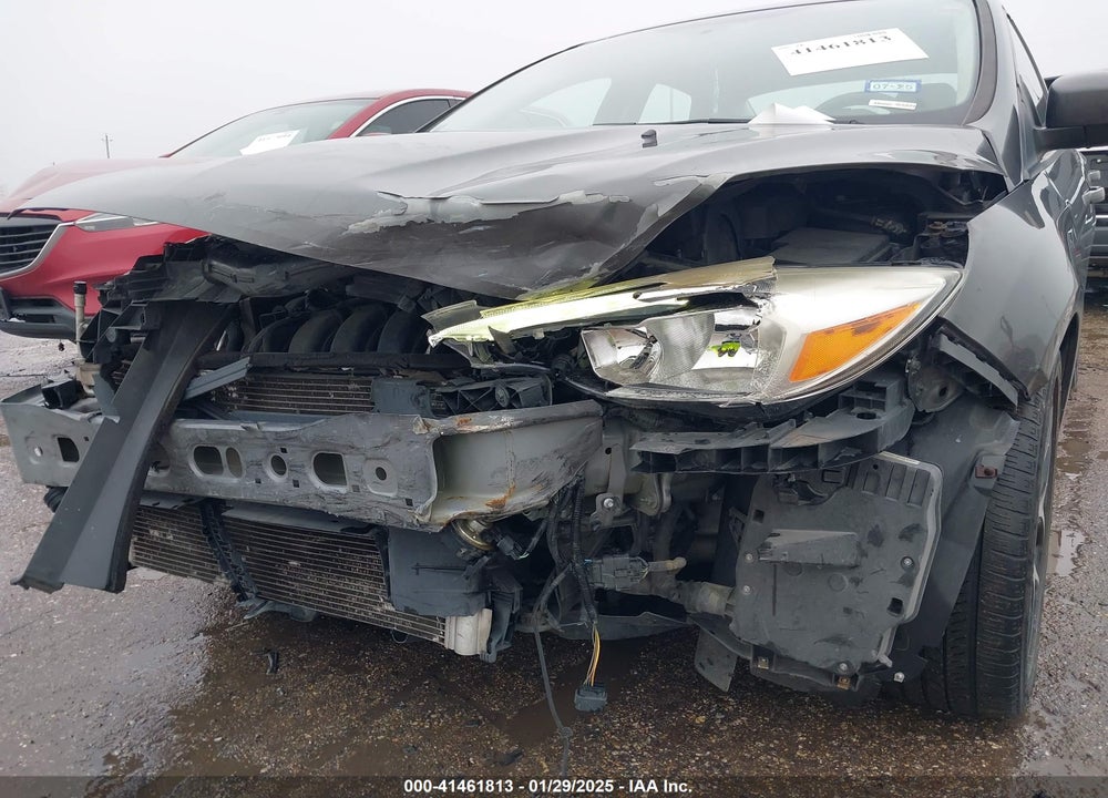 2017 FORD FOCUS VIN: 1FADP3H24HL303223