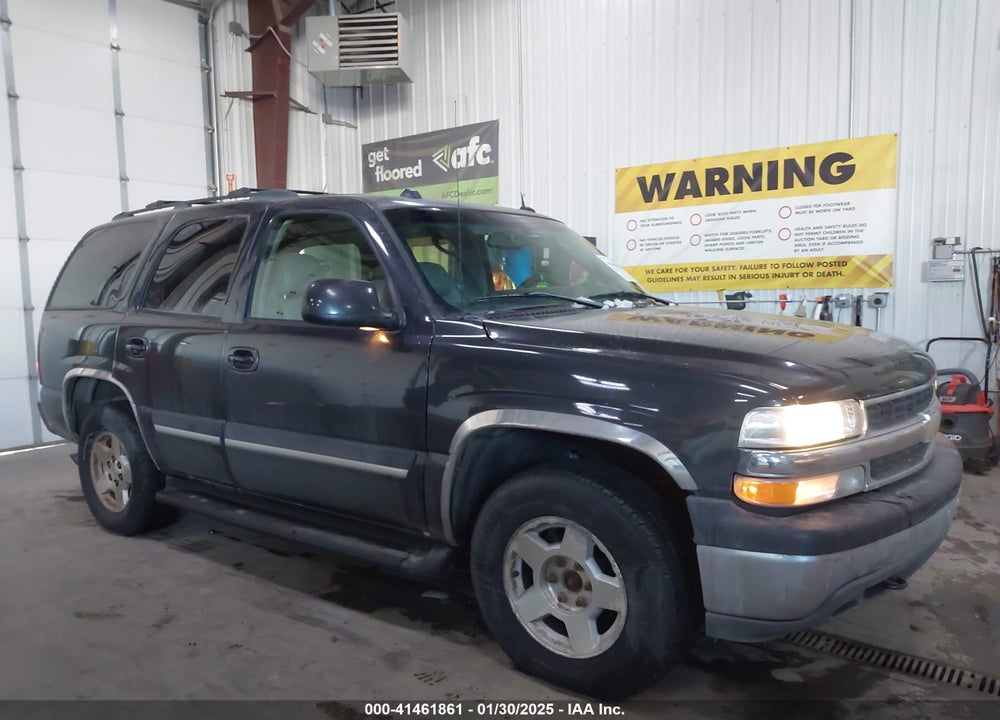 2005 CHEVROLET TAHOE LT VIN: 1GNEK13T05J200462