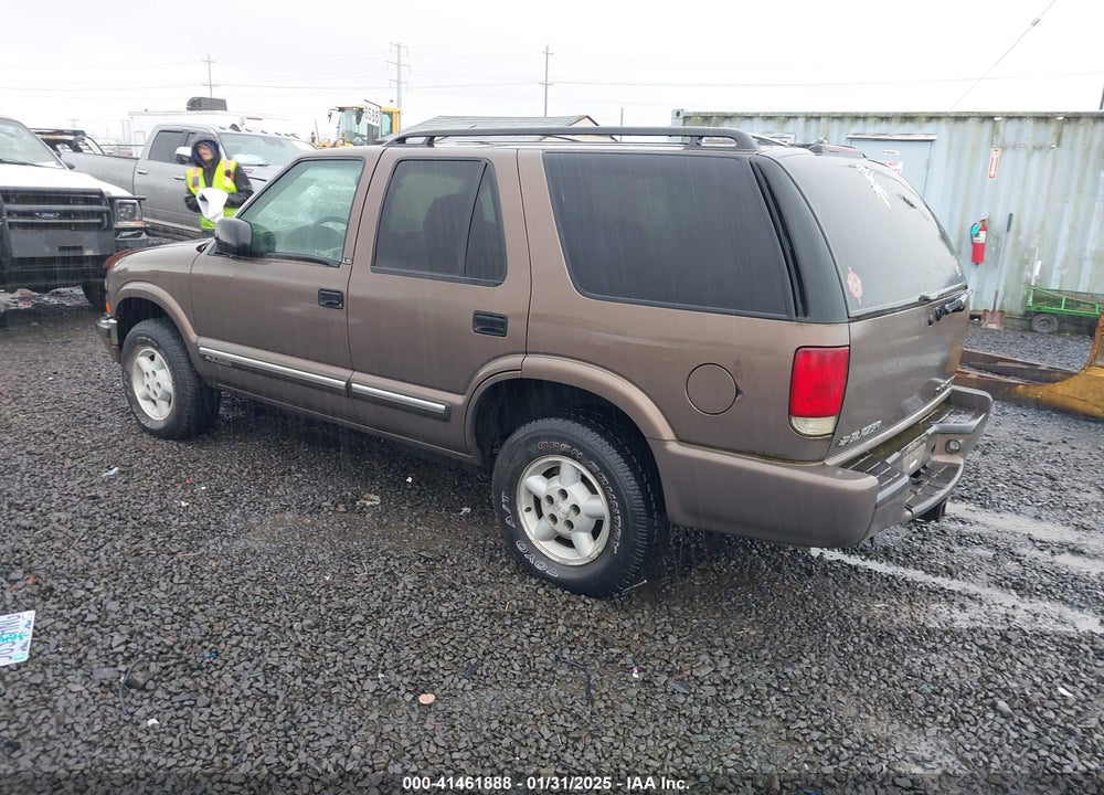 2000 CHEVROLET BLAZER LS VIN: 1GNDT13W1YK162399