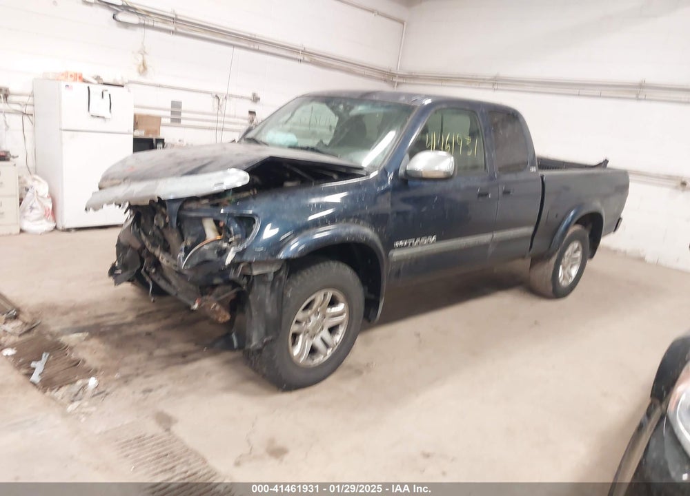 2004 TOYOTA TUNDRA SR5 V8 VIN: 5TBBT44184S445611