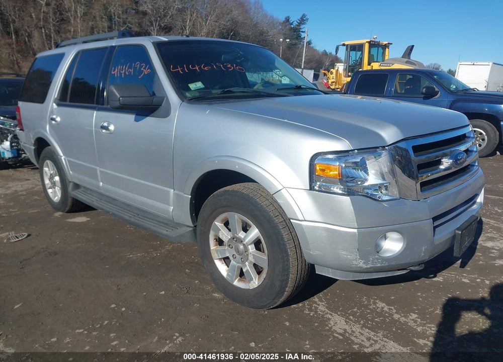 2010 FORD EXPEDITION XLT VIN: 1FMJU1G59AEB57882