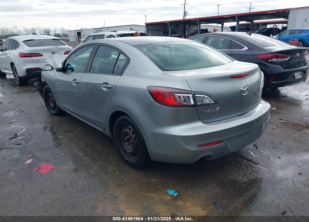 2013 MAZDA MAZDA3 VIN: JM1BL1TF2D1702052