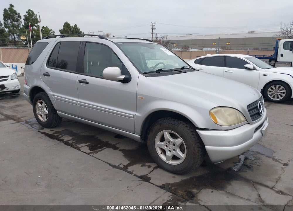 2001 MERCEDES-BENZ ML 320 VIN: 4JGAB54E21A236772