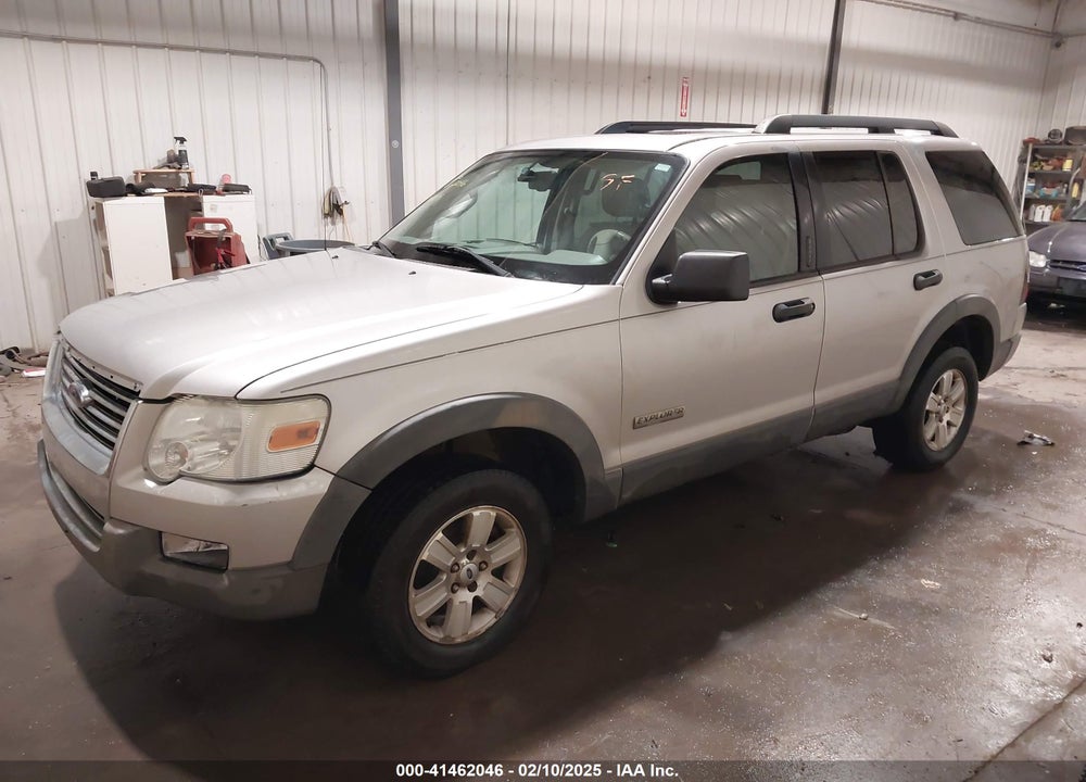 2006 FORD EXPLORER XLT VIN: 1FMEU73856UB59887