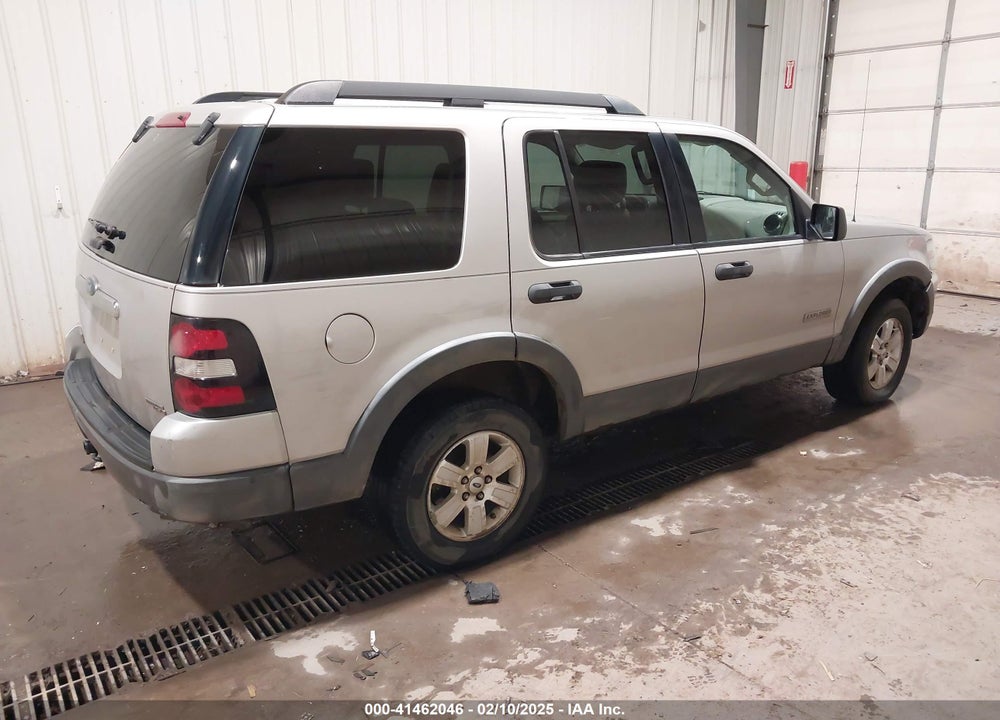 2006 FORD EXPLORER XLT VIN: 1FMEU73856UB59887