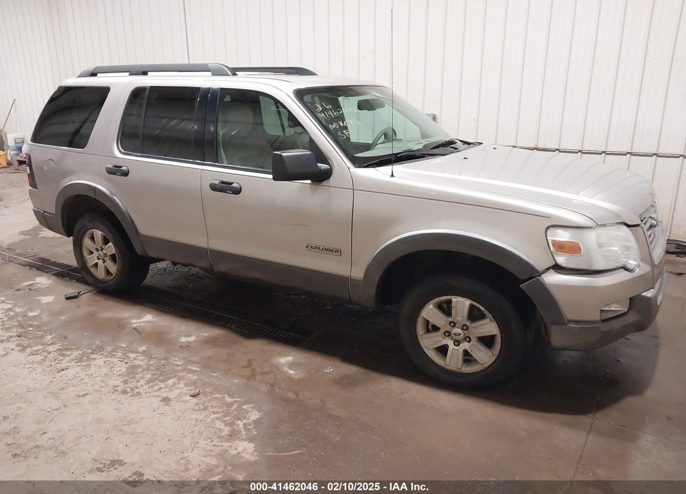 2006 FORD EXPLORER XLT VIN: 1FMEU73856UB59887