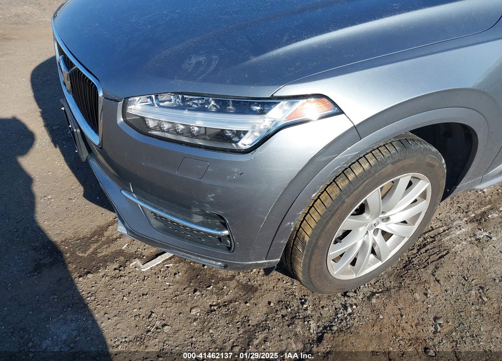 2016 VOLVO XC90 T6 MOMENTUM VIN: YV4A22PK6G1069004
