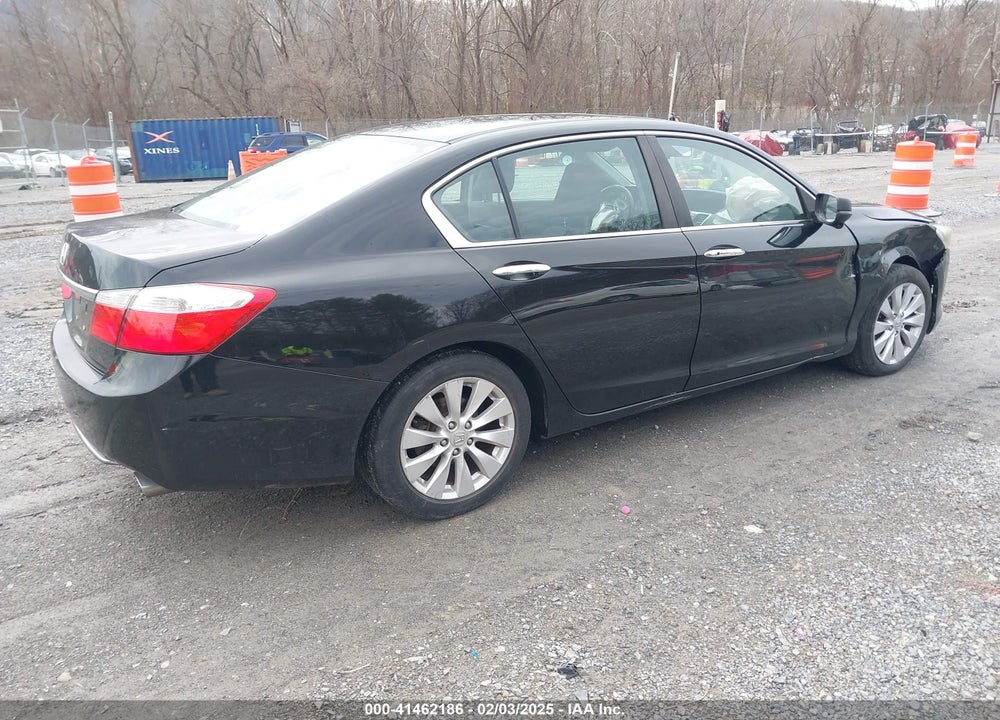 2014 HONDA ACCORD VIN: 1HGCR2F71EA228482