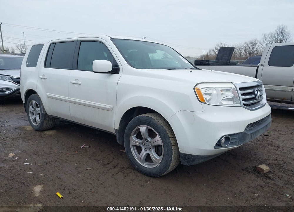 2015 HONDA PILOT EX VIN: 5FNYF4H44FB064732