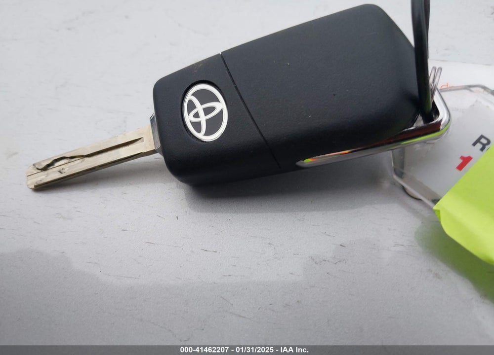 2024 TOYOTA COROLLA VIN: 5YFB4MDEXRP160612