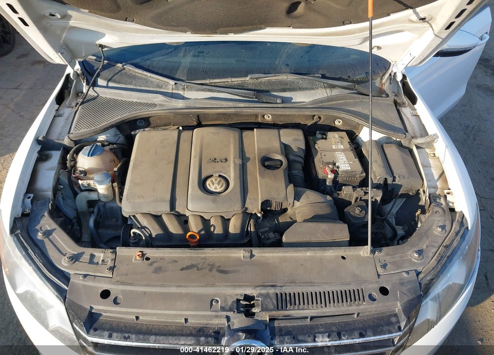2012 VOLKSWAGEN PASSAT 2.5L S VIN: 1VWAP7A33CC014590