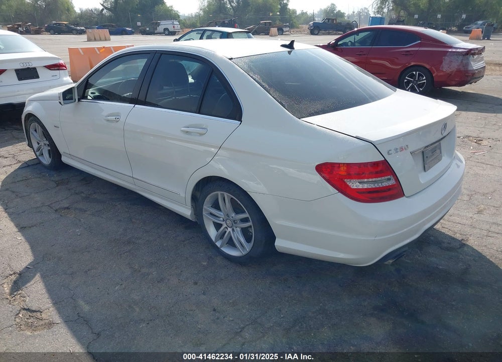 2012 MERCEDES-BENZ C 250 VIN: WDDGF4HB9CR240325