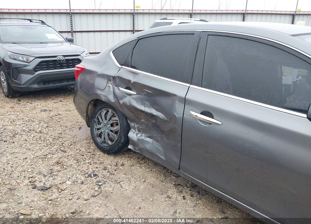 2017 NISSAN SENTRA VIN: 3N1AB7AP8HL722871