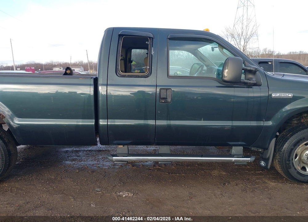 2005 FORD F-250 LARIAT/XL/XLT VIN: 1FTSX21515EC44177