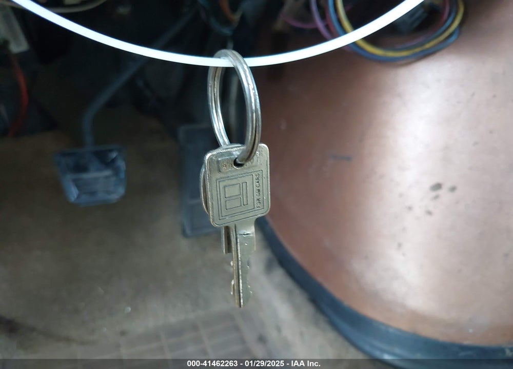 1995 GMC SAFARI XT VIN: 1GKDM19W9SB528294