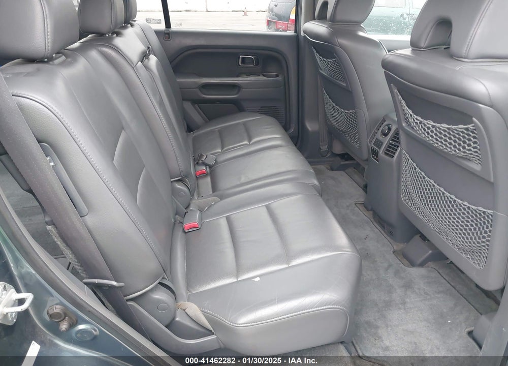 2006 HONDA PILOT EX-L VIN: 5FNYF28666B020107