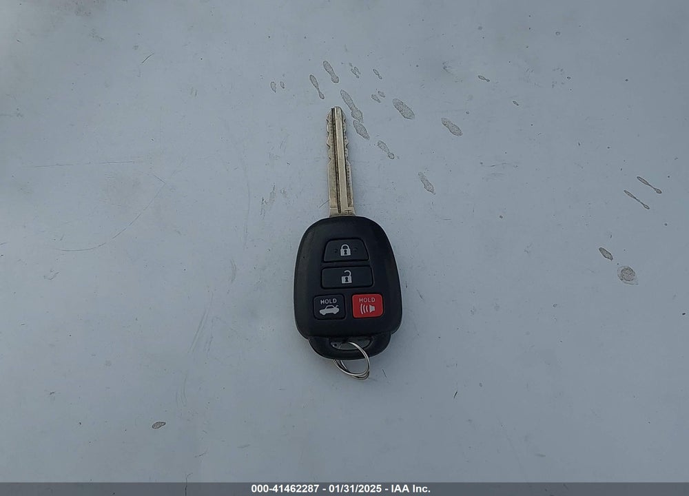 2015 TOYOTA COROLLA VIN: 5YFBURHEXFP343804