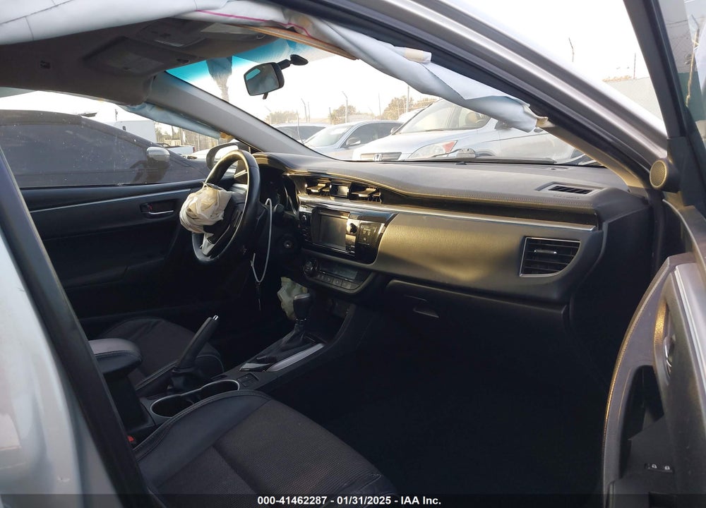 2015 TOYOTA COROLLA VIN: 5YFBURHEXFP343804