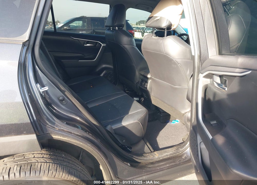 2021 TOYOTA RAV4 VIN: 2T3C1RFV4MC091004