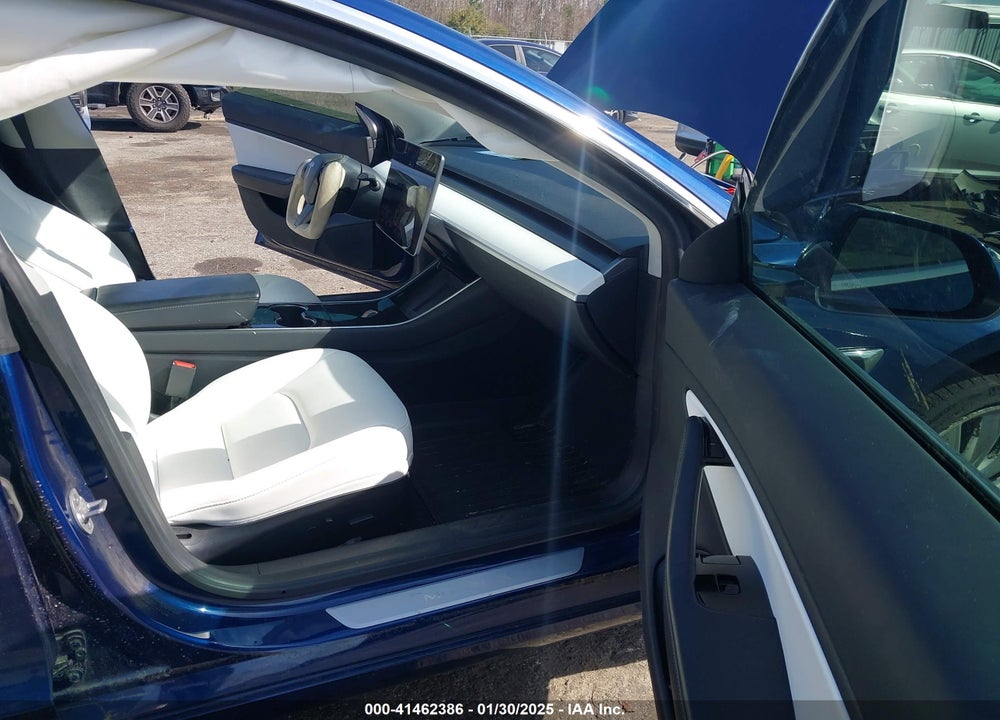 2019 TESLA MODEL 3 VIN: 5YJ3E1EA4KF312915