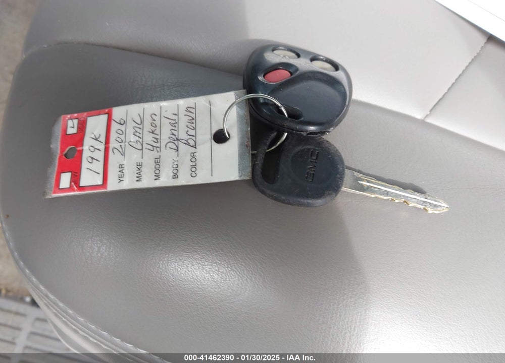 2006 GMC YUKON DENALI VIN: 1GKEK63U76J156920