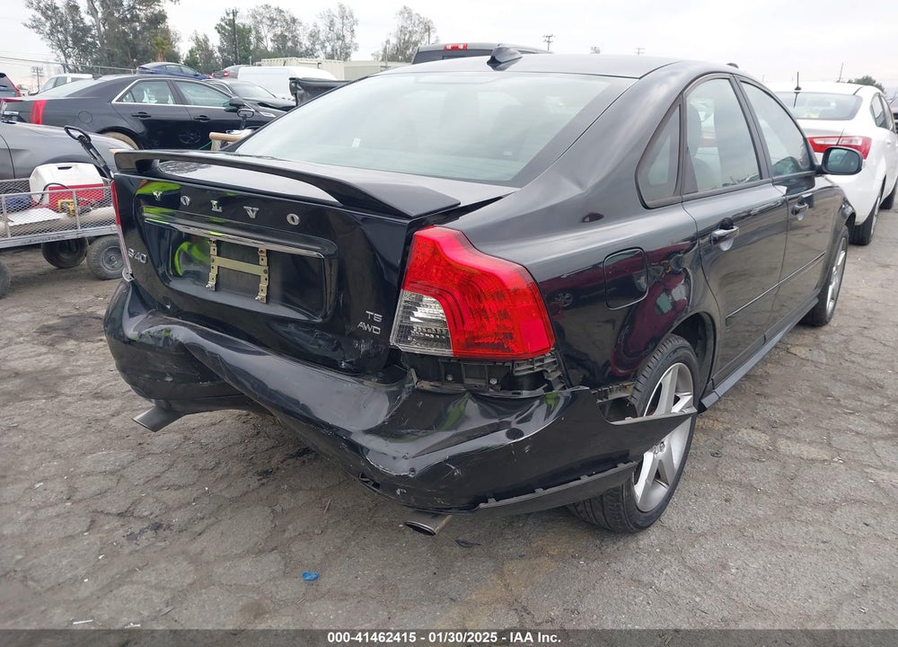 2010 VOLVO S40 T5 R-DESIGN VIN: YV1672MH4A2488208