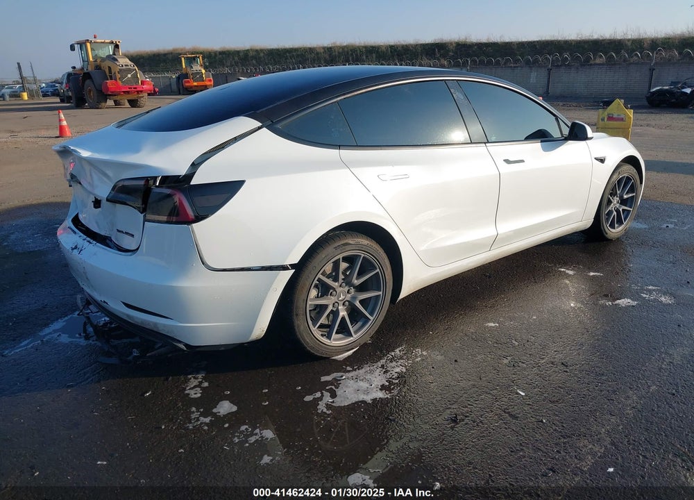 2022 TESLA MODEL 3 VIN: 5YJ3E1EB4NF230843