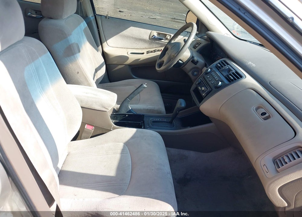 1999 HONDA ACCORD LX VIN: JHMCG6650XC034476