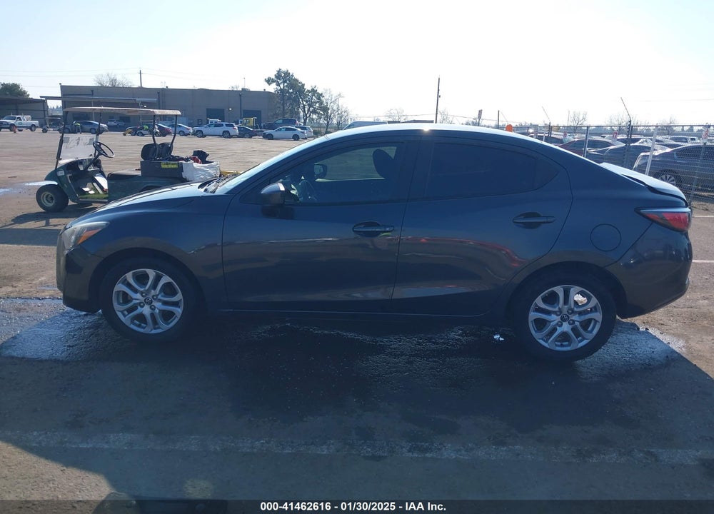 2018 TOYOTA YARIS IA VIN: 3MYDLBYV2JY302063
