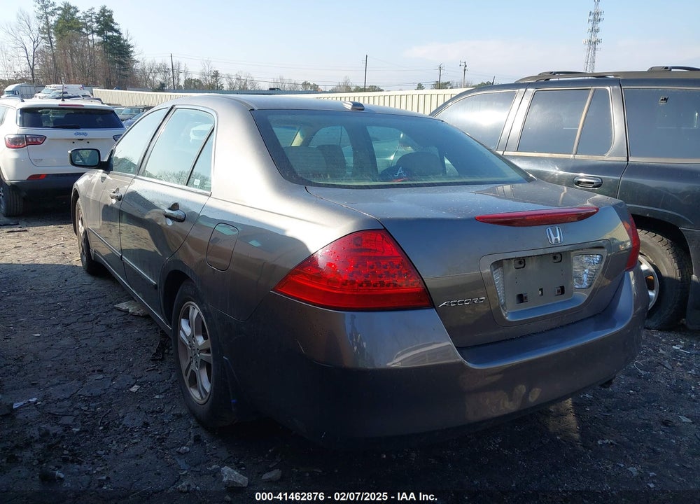 2007 HONDA ACCORD 2.4 EX VIN: 1HGCM56817A020968