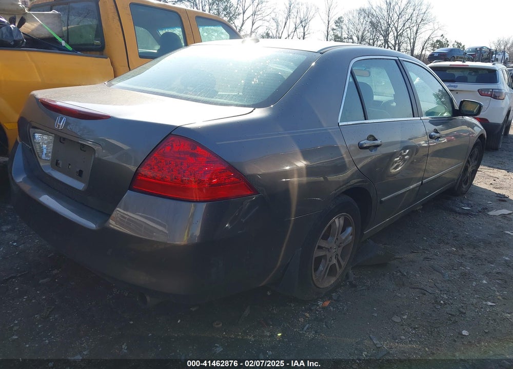 2007 HONDA ACCORD 2.4 EX VIN: 1HGCM56817A020968