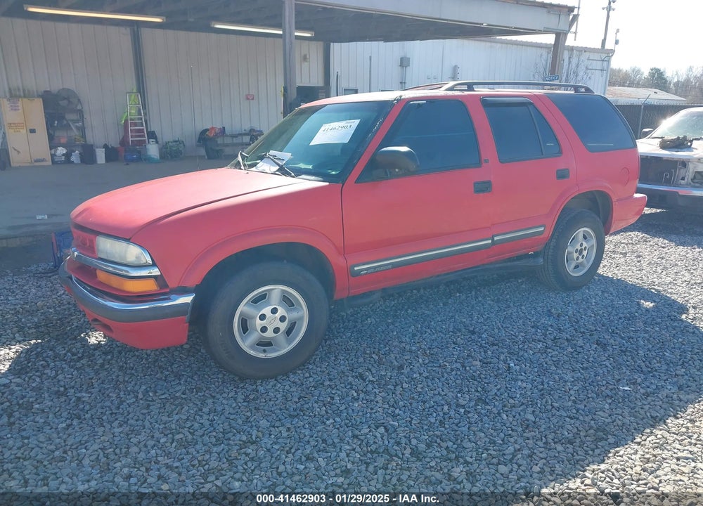 2000 CHEVROLET BLAZER LS VIN: 1GNDT13W9Y2253081
