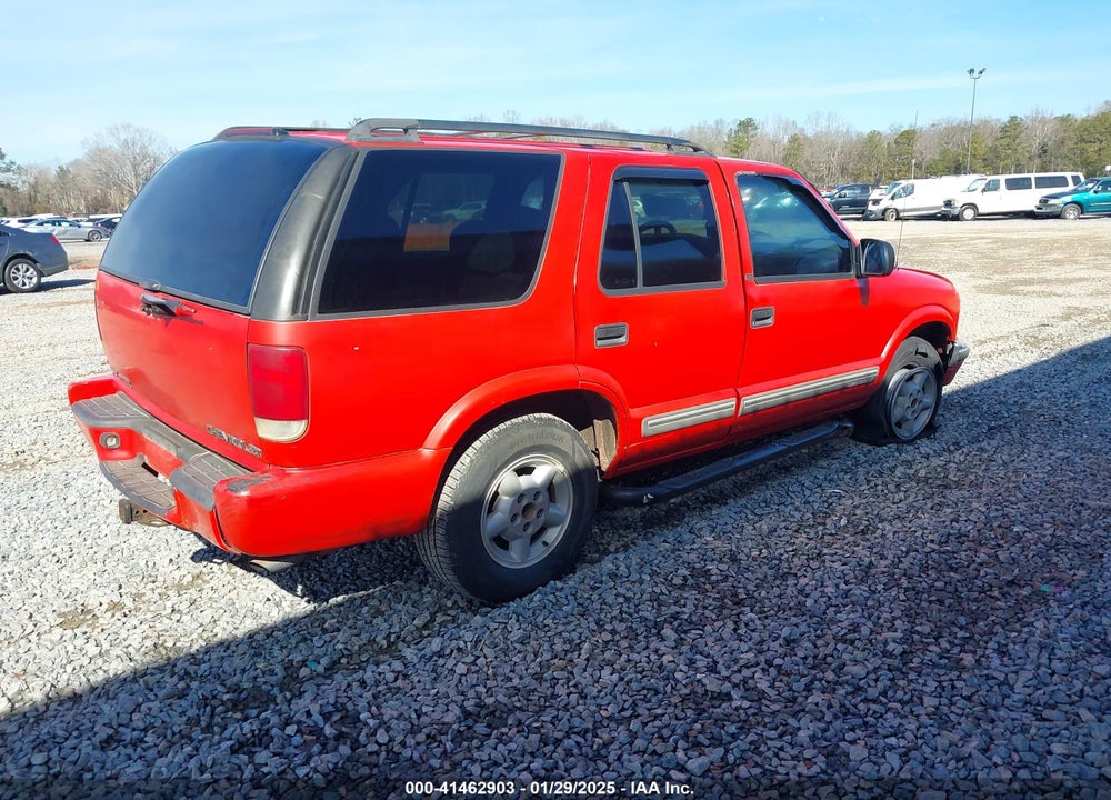 2000 CHEVROLET BLAZER LS VIN: 1GNDT13W9Y2253081