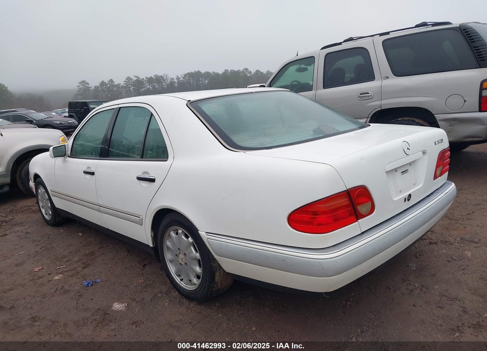 1997 MERCEDES-BENZ E 320 VIN: WDBJF55F4VA424262