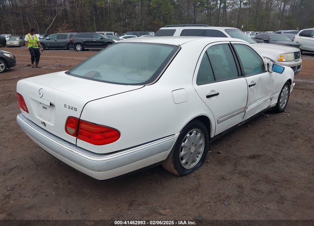 1997 MERCEDES-BENZ E 320 VIN: WDBJF55F4VA424262
