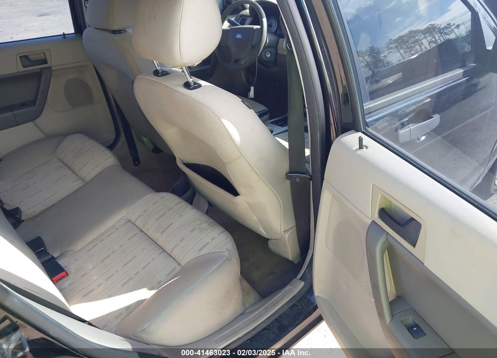 2008 FORD FOCUS VIN: 1FAHP35N08W288895