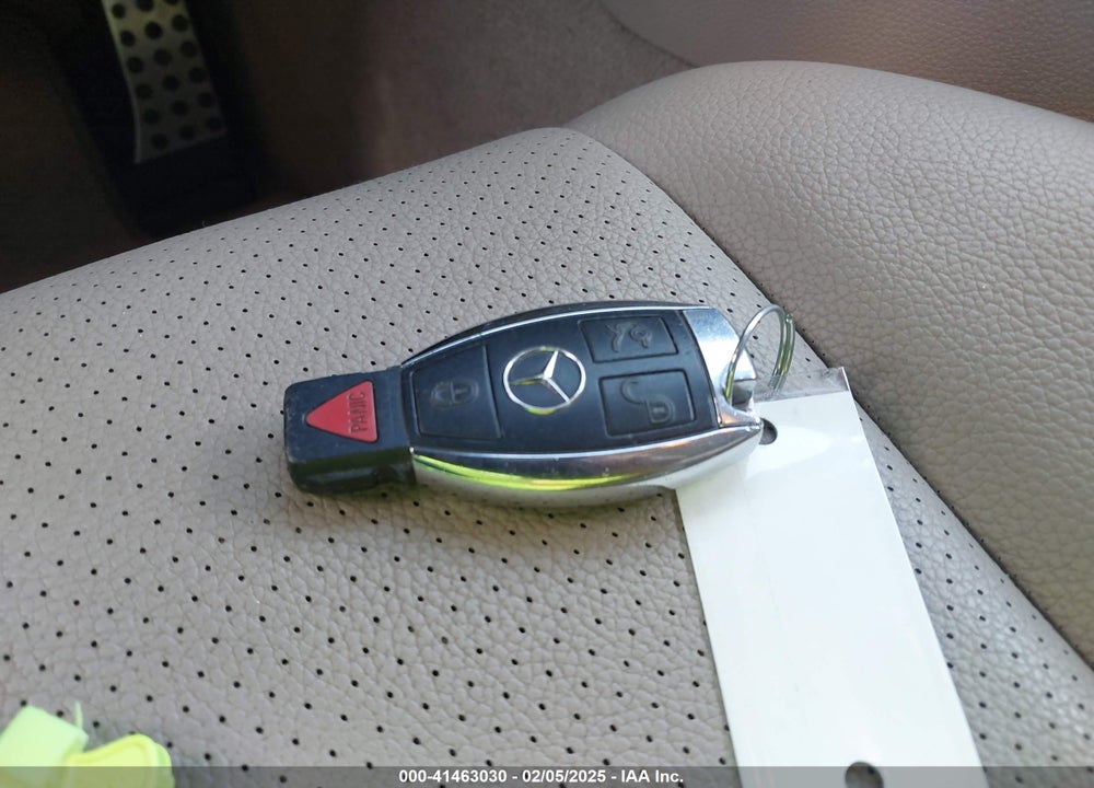 2010 MERCEDES-BENZ C 300 VIN: WDDGF8BB1AR125103
